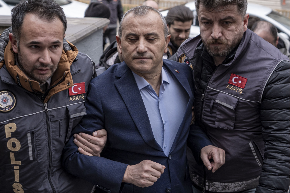 Vali Tutuklandı!