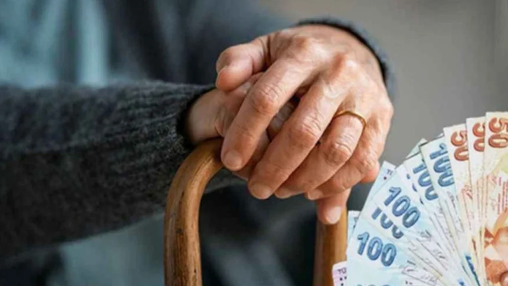 SGK ile Türkiye Sigorta arasında emeklilere yönelik yeni bir iş birliği hayata geçirildi.